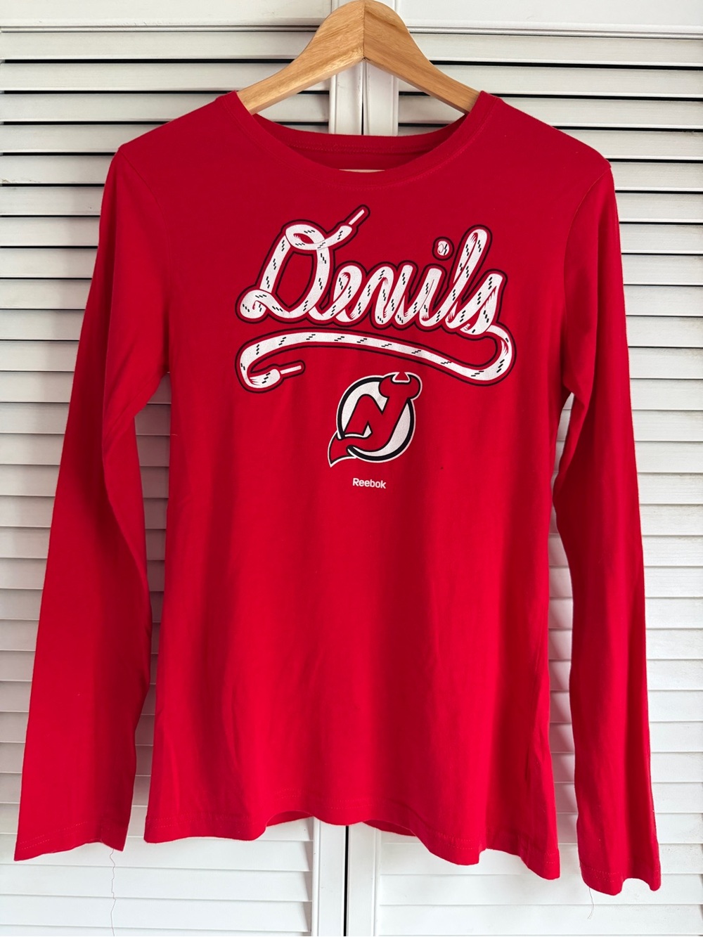 S👹🏒 Reebok NHL NJ Devils Red Long Sleeve 💯 Cotton Tee Shirt | New Jersey Hockey